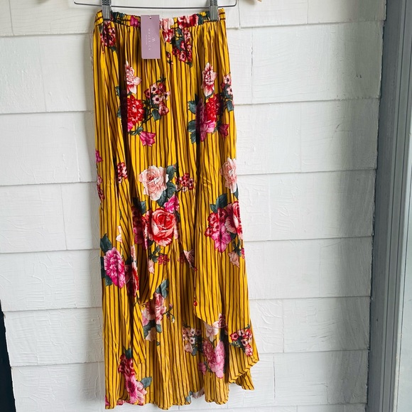 Maverick The Collection Skirt - Picture 1 of 4